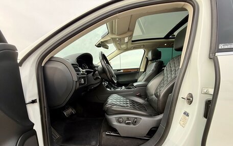 Volkswagen Touareg III, 2017 год, 3 350 000 рублей, 22 фотография