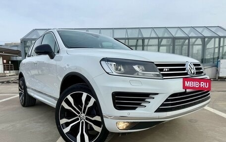 Volkswagen Touareg III, 2017 год, 3 350 000 рублей, 28 фотография