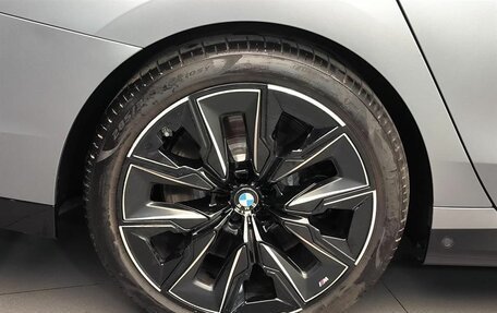 BMW 7 серия, 2025 год, 28 990 000 рублей, 23 фотография