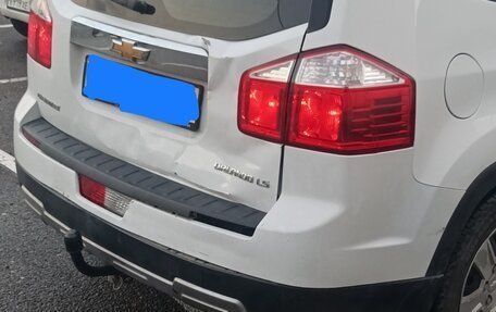 Chevrolet Orlando I, 2012 год, 870 000 рублей, 3 фотография