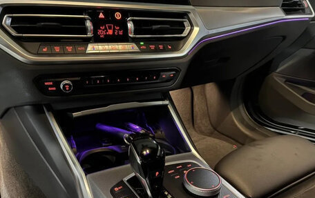 BMW 3 серия, 2022 год, 2 868 000 рублей, 10 фотография