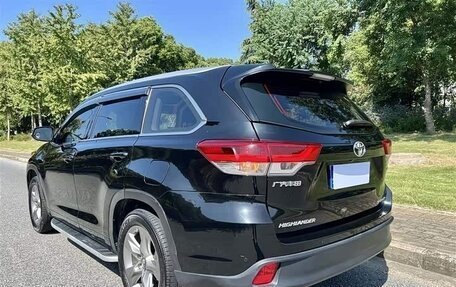 Toyota Highlander III, 2021 год, 2 830 000 рублей, 12 фотография
