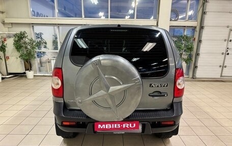 Chevrolet Niva I рестайлинг, 2017 год, 680 000 рублей, 5 фотография