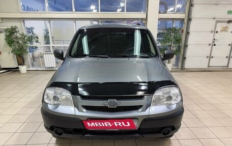 Chevrolet Niva I рестайлинг, 2017 год, 680 000 рублей, 4 фотография