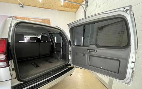 Toyota Land Cruiser Prado 120 рестайлинг, 2007 год, 2 097 000 рублей, 14 фотография