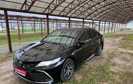 Toyota Camry, 2022 год, 3 273 000 рублей, 1 фотография