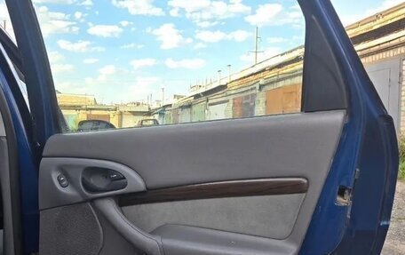 Ford Focus IV, 2000 год, 120 000 рублей, 14 фотография