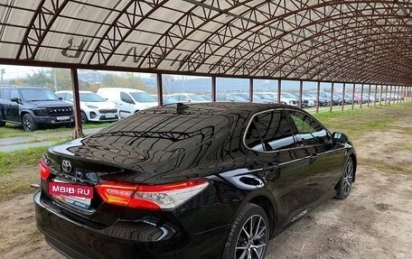 Toyota Camry, 2022 год, 3 273 000 рублей, 4 фотография