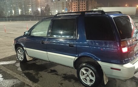 Mitsubishi Chariot III, 1996 год, 200 000 рублей, 1 фотография