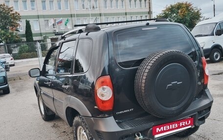 Chevrolet Niva I рестайлинг, 2010 год, 325 000 рублей, 9 фотография