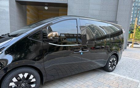 Hyundai Staria, 2025 год, 5 600 000 рублей, 5 фотография