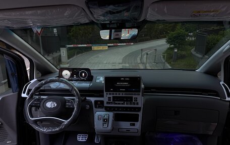 Hyundai Staria, 2025 год, 5 600 000 рублей, 7 фотография