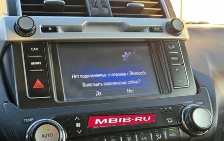 Toyota Land Cruiser Prado 150 рестайлинг 2, 2014 год, 3 330 000 рублей, 12 фотография