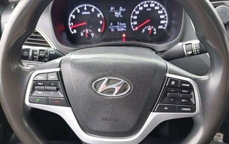 Hyundai Solaris II рестайлинг, 2019 год, 850 000 рублей, 12 фотография