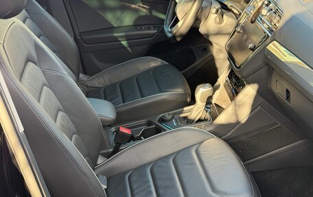 Volkswagen Tiguan II, 2021 год, 3 700 000 рублей, 6 фотография