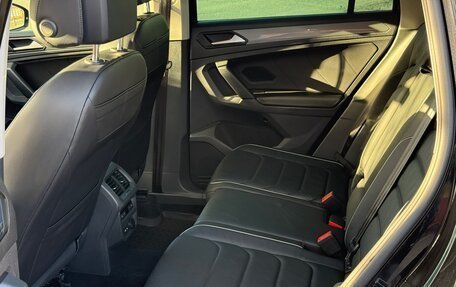 Volkswagen Tiguan II, 2021 год, 3 700 000 рублей, 17 фотография