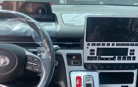 Hyundai Staria, 2025 год, 5 800 000 рублей, 3 фотография