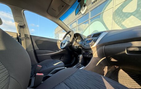 Hyundai Solaris II рестайлинг, 2015 год, 1 090 000 рублей, 6 фотография