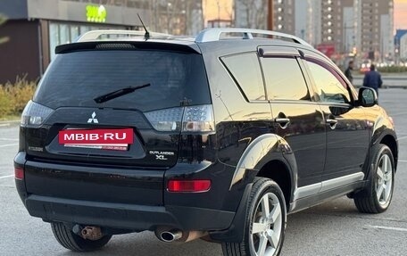 Mitsubishi Outlander III рестайлинг 3, 2007 год, 920 000 рублей, 4 фотография