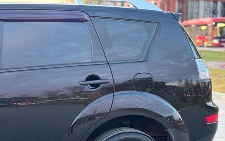 Mitsubishi Outlander III рестайлинг 3, 2007 год, 920 000 рублей, 15 фотография