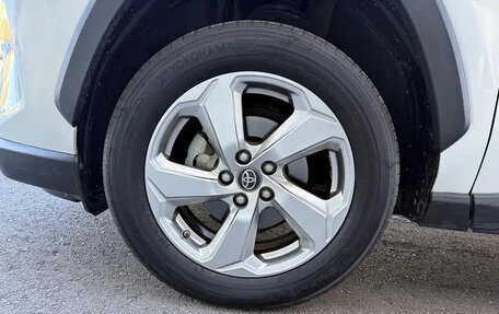 Toyota RAV4, 2021 год, 2 622 000 рублей, 14 фотография