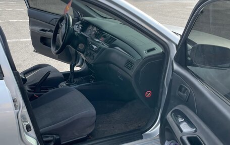 Mitsubishi Lancer IX, 2003 год, 400 000 рублей, 16 фотография