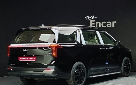 KIA Carnival, 2025 год, 5 500 000 рублей, 2 фотография