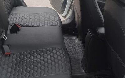 Hyundai Solaris II рестайлинг, 2017 год, 750 000 рублей, 1 фотография