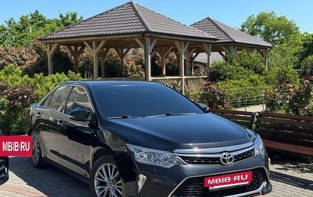 Toyota Camry, 2018 год, 2 350 000 рублей, 2 фотография