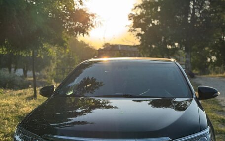 Toyota Camry, 2018 год, 2 350 000 рублей, 5 фотография