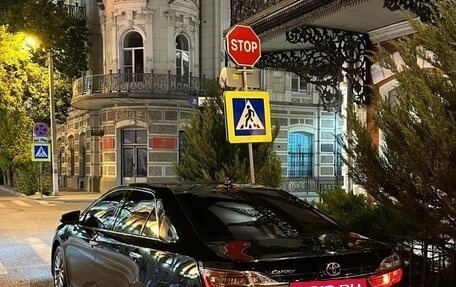 Toyota Camry, 2018 год, 2 350 000 рублей, 7 фотография