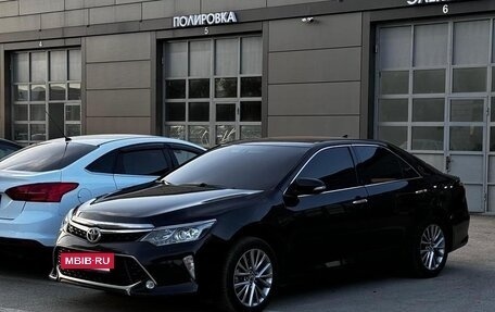 Toyota Camry, 2018 год, 2 350 000 рублей, 10 фотография