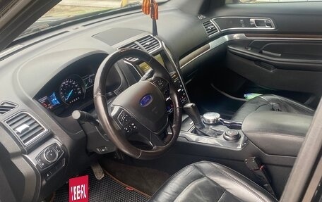 Ford Explorer VI, 2016 год, 2 350 000 рублей, 10 фотография