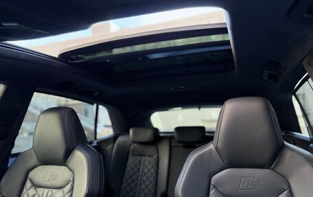 Audi Q8 I, 2021 год, 7 000 000 рублей, 16 фотография