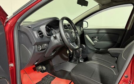 Renault Logan II, 2019 год, 920 000 рублей, 15 фотография