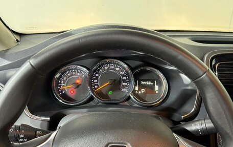 Renault Logan II, 2019 год, 920 000 рублей, 21 фотография