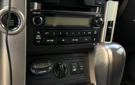 Toyota Land Cruiser Prado 150 рестайлинг 2, 2011 год, 2 500 000 рублей, 1 фотография