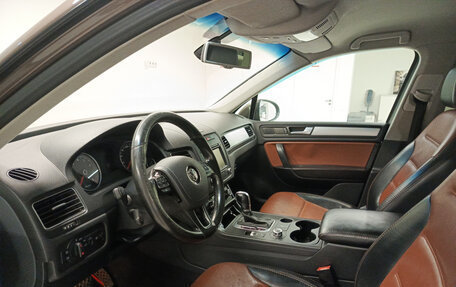 Volkswagen Touareg III, 2014 год, 2 223 000 рублей, 20 фотография