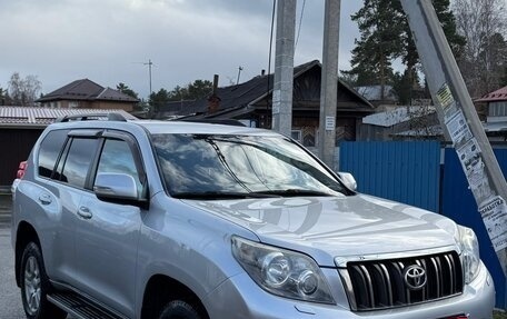 Toyota Land Cruiser Prado 150 рестайлинг 2, 2011 год, 2 500 000 рублей, 12 фотография