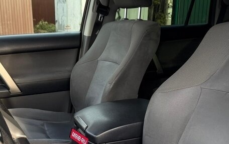 Toyota Land Cruiser Prado 150 рестайлинг 2, 2011 год, 2 500 000 рублей, 13 фотография