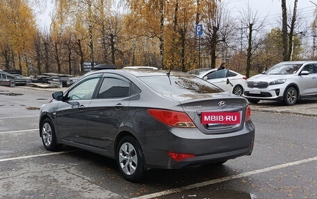 Hyundai Solaris II рестайлинг, 2016 год, 890 000 рублей, 7 фотография