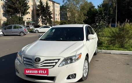 Toyota Camry, 2011 год, 1 520 000 рублей, 2 фотография