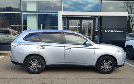 Mitsubishi Outlander III рестайлинг 3, 2012 год, 1 302 000 рублей, 4 фотография