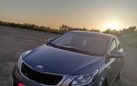 KIA Rio III рестайлинг, 2013 год, 660 000 рублей, 1 фотография