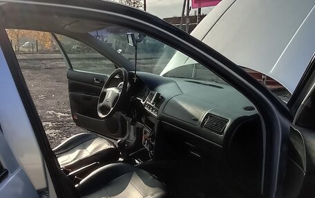 Volkswagen Golf IV, 2003 год, 600 000 рублей, 12 фотография