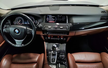 BMW 5 серия, 2016 год, 1 820 000 рублей, 10 фотография