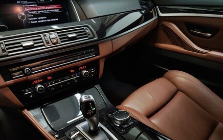 BMW 5 серия, 2016 год, 1 820 000 рублей, 11 фотография