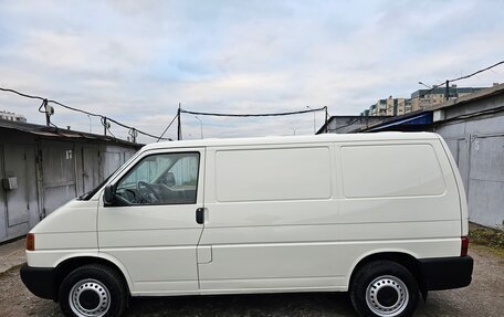 Volkswagen Transporter T4, 2001 год, 990 000 рублей, 3 фотография