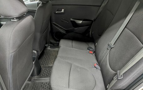 KIA Rio III рестайлинг, 2014 год, 890 000 рублей, 15 фотография