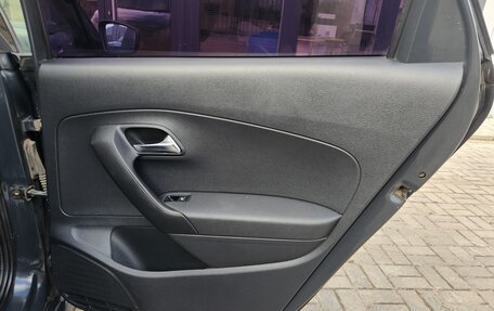 Volkswagen Polo VI (EU Market), 2012 год, 650 000 рублей, 16 фотография